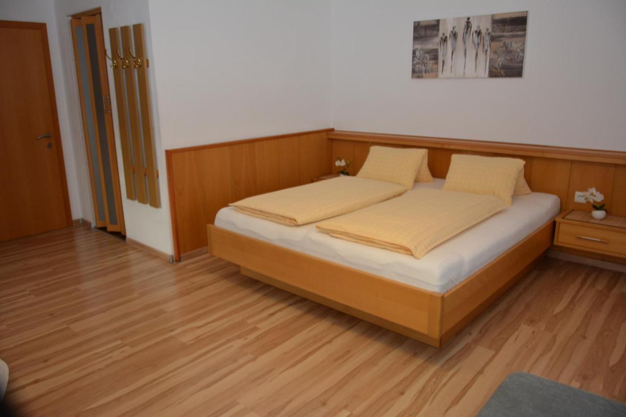 Apartamento Haus Ingrid Sankt Georgen ob Murau Exterior foto