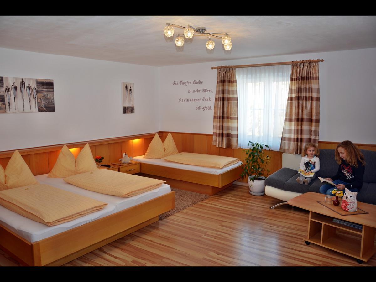 Apartamento Haus Ingrid Sankt Georgen ob Murau Exterior foto